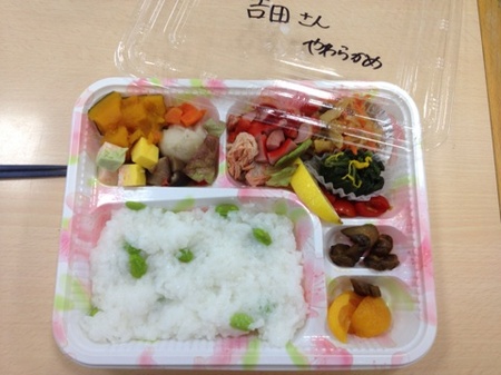 お楽しみ弁当１.jpg