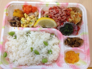 お楽しみ弁当2.jpg